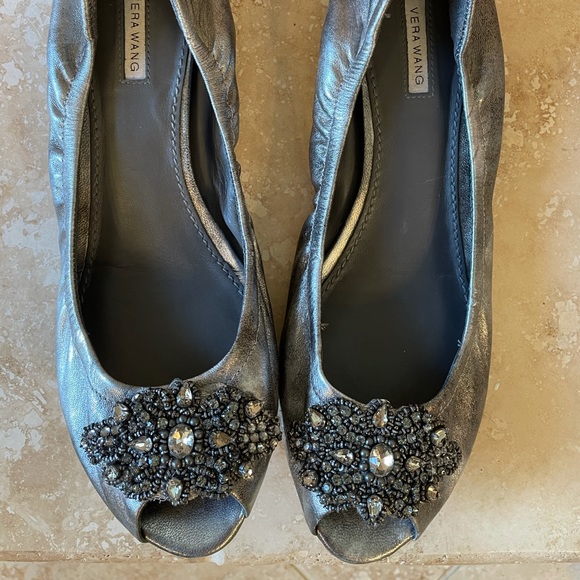 Vera Wang Silver Sparkly Peep Toe Flats - Picture 2 of 7